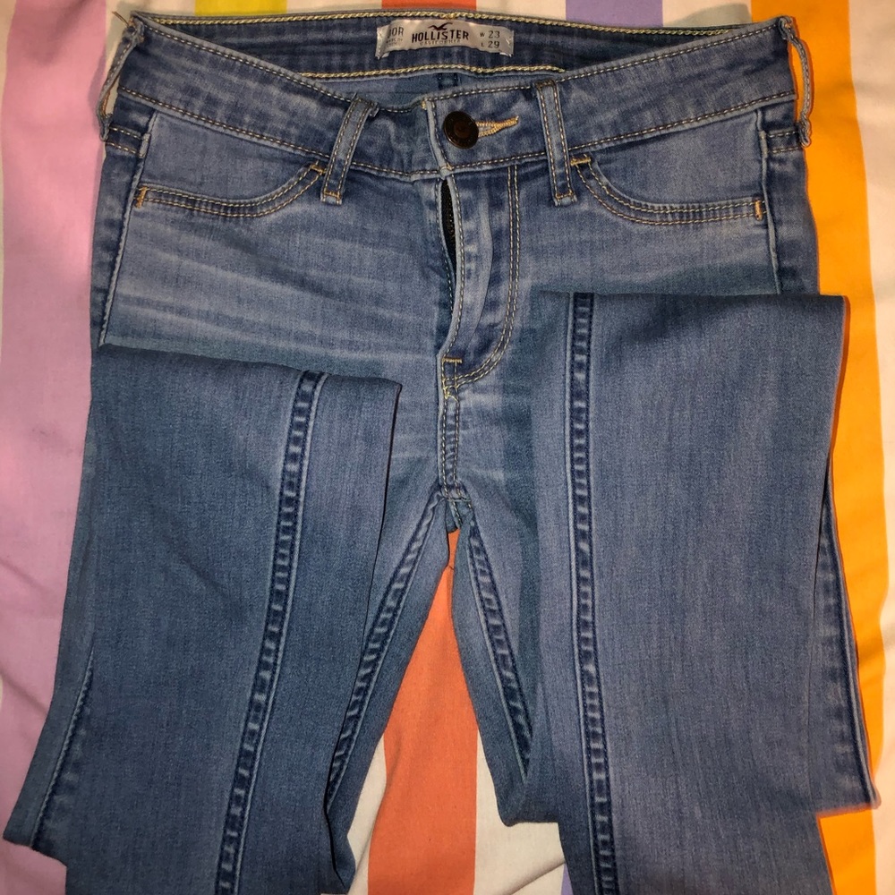 hollister blue jeans